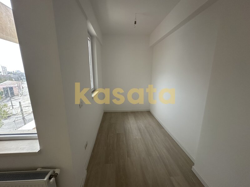 Apartament 2 Camere  Vanzare  Bloc Nou Lift  Gata de personalizat